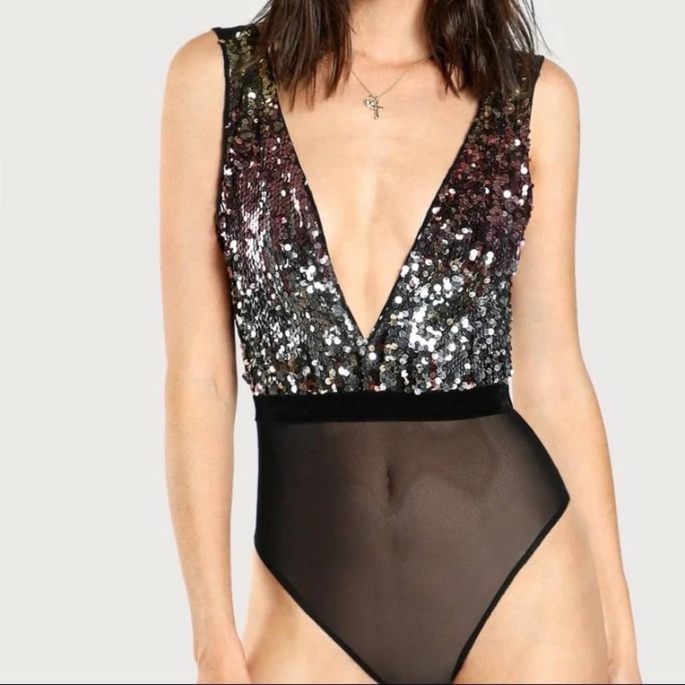 Low Plunging ✨ Sequin ✨ Body Suit Gold, Silver, Pink!